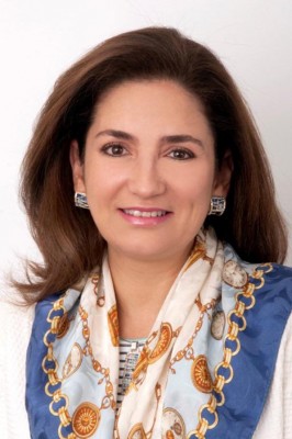 Angela Camacho 