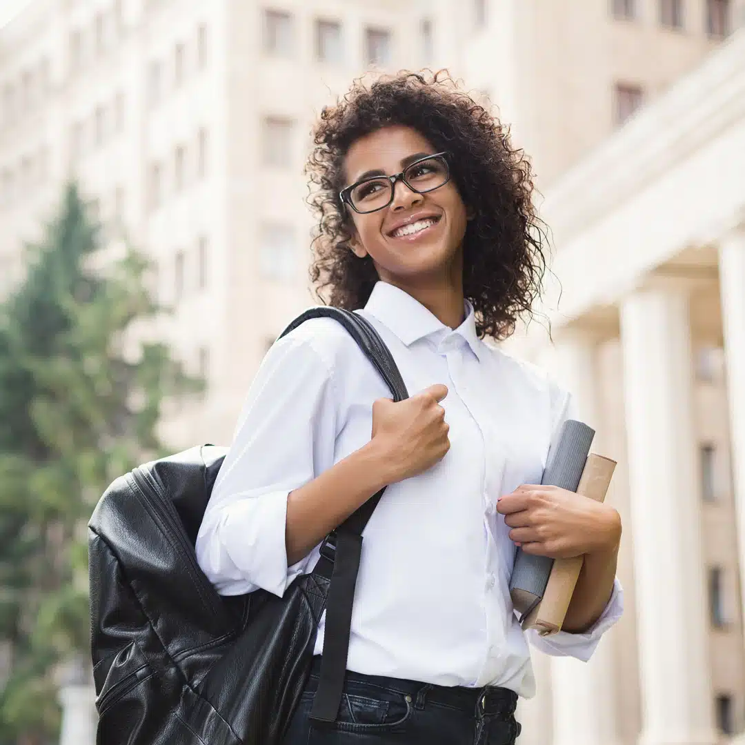 Scholarship Resources for College-Bound Latinos