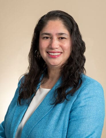 Alma Rosa Montañez Is Two Executives in One - Hispanic Executive