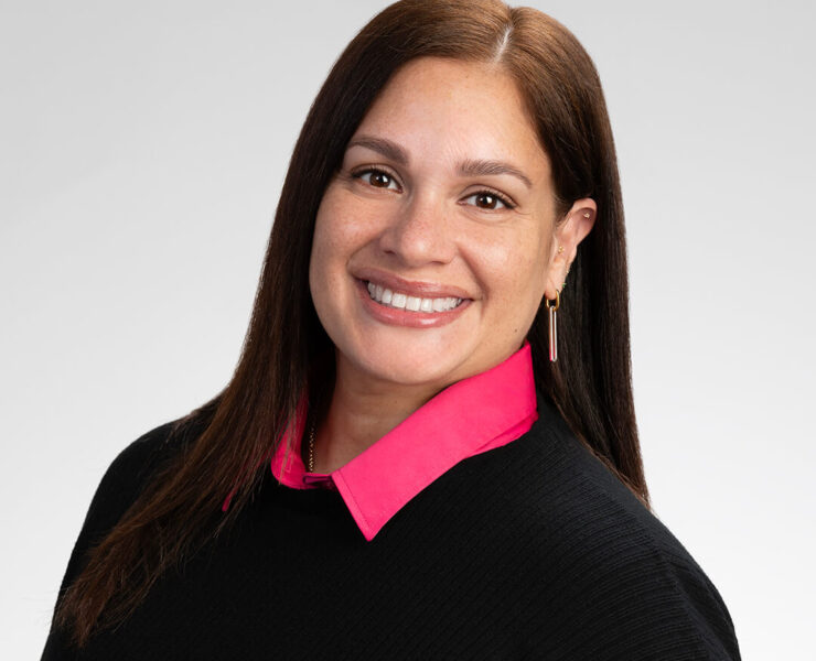Lorraine Hernández Owens Corning