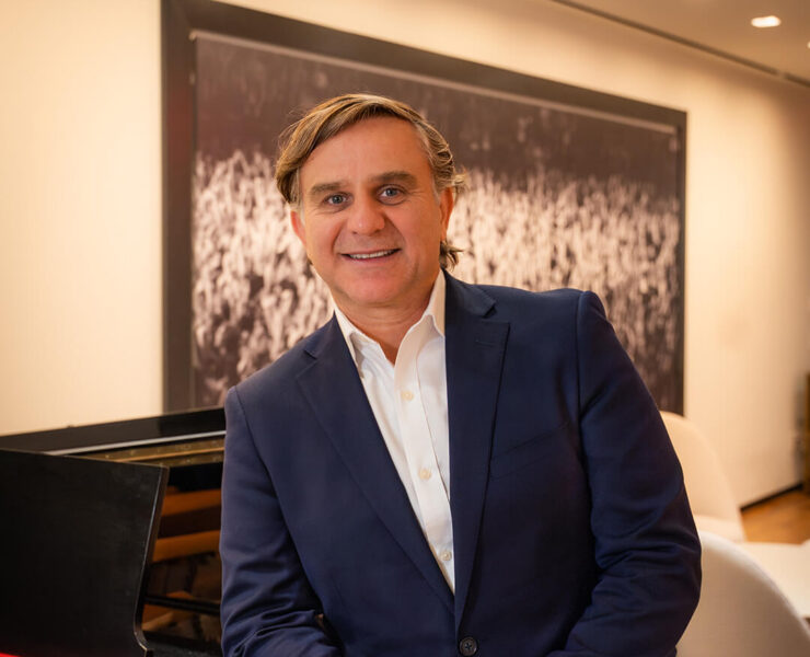 Mauricio Toledo Warner Music Group